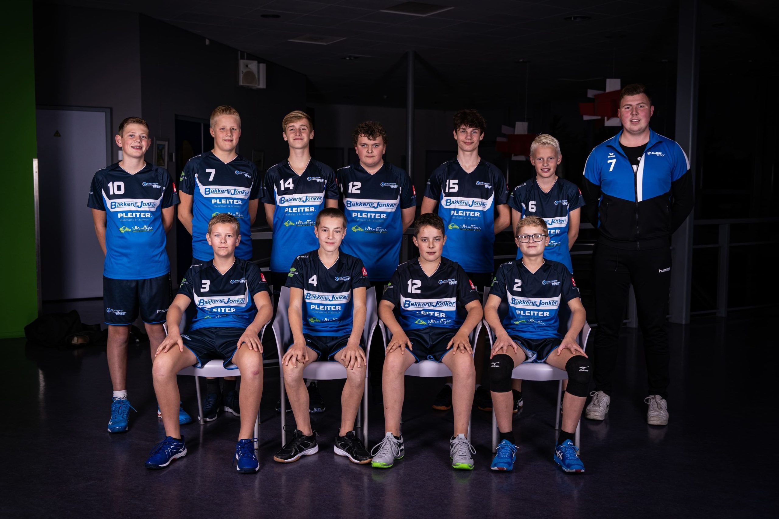 Jongens B - Volleybalvereniging Bakkerij Jonker - Blauw Wit Oldebroek