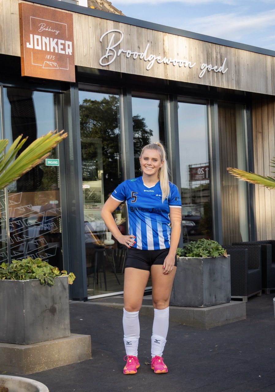 Leonie van de Beek